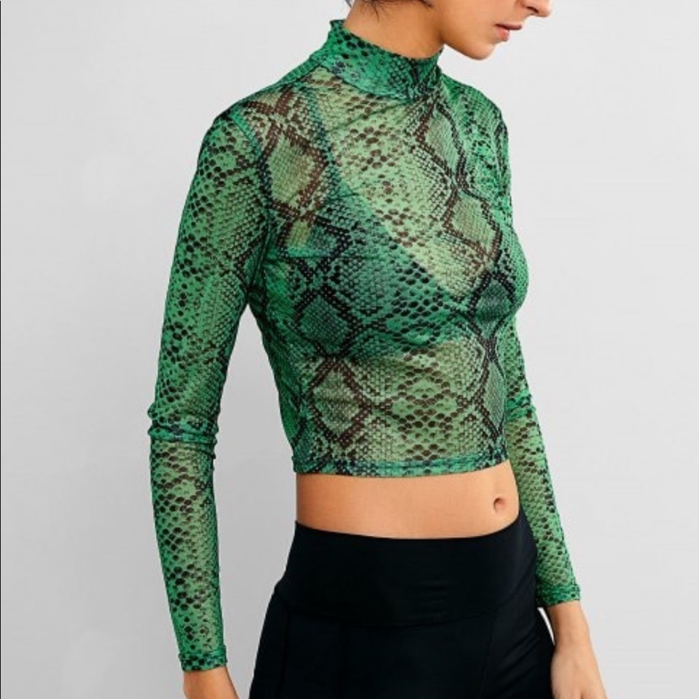 🐍 Green Python Sheer Crop Stop 🐍 - Picture 3 of 5